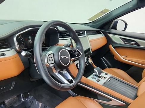 Used 2025 Jaguar F-PACE R-Dynamic S image 18