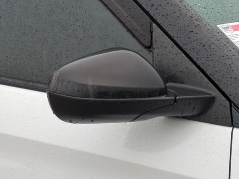 Certified 2023 Chevrolet TrailBlazer LS FWD image 12