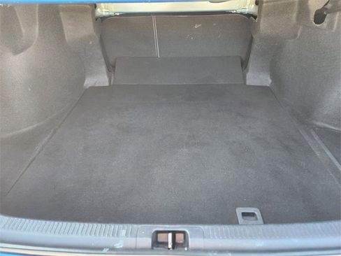 Used 2020 Toyota Camry XLE image 31