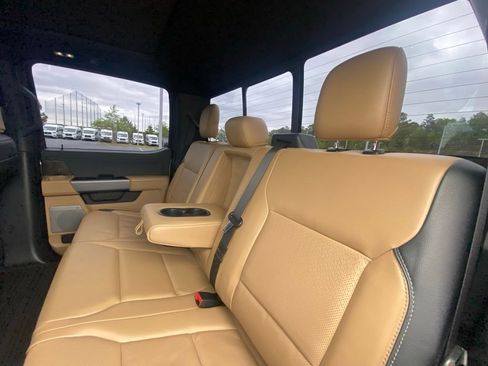 Certified 2022 Ford F150 Lariat image 23