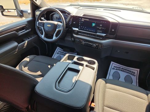 Used 2025 Chevrolet Silverado 3500 LT w/ Safety Package AWD/4WD image 33