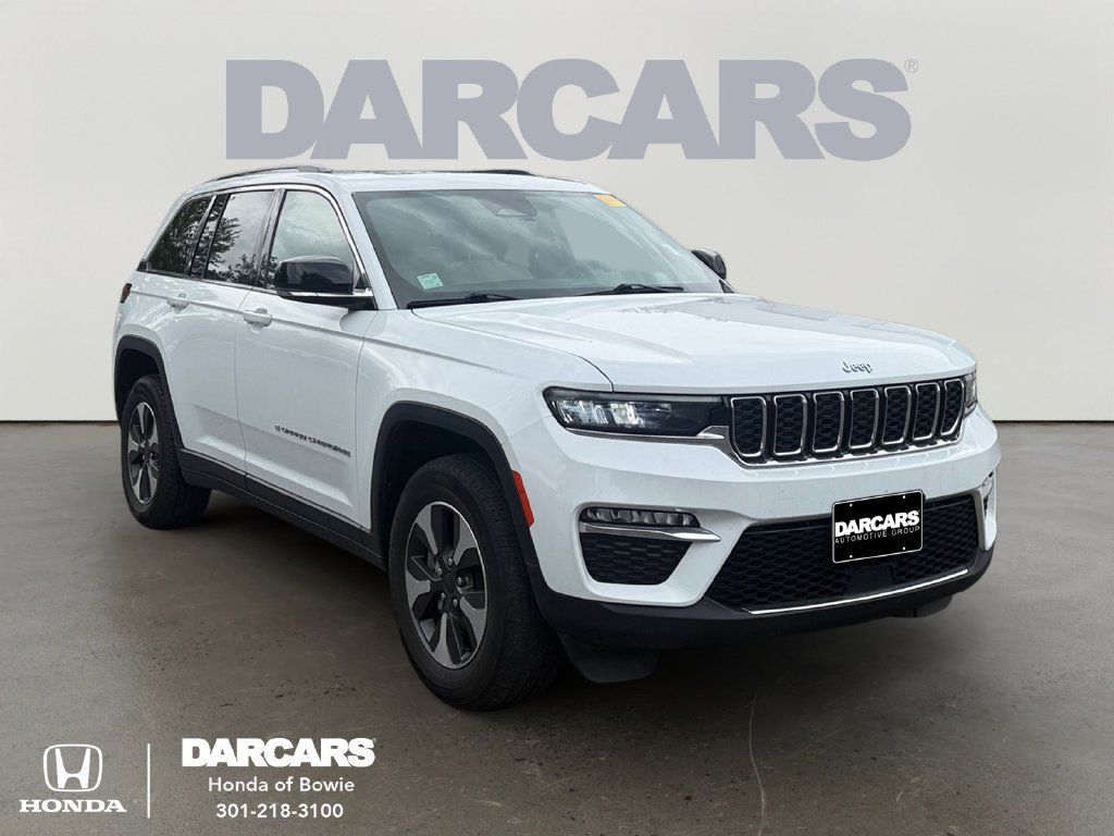 Used 2024 Jeep Grand Cherokee Limited 4xe AWD/4WD image 1