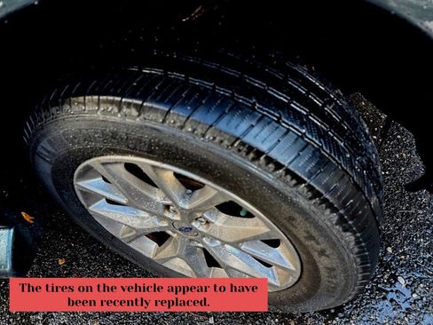 Used 2017 Ford Expedition Limited image 36