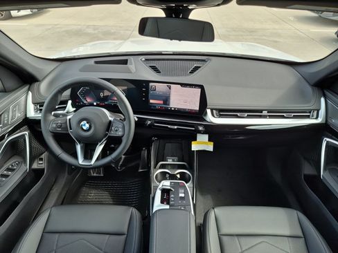 New 2027 BMW X1 xDrive28i w/ Technology Package AWD/4WD image 15