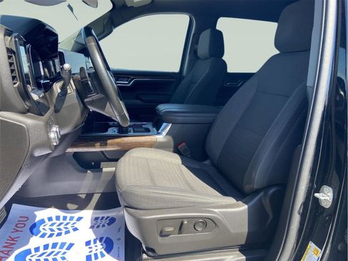 Used 2024 GMC Sierra 1500 Elevation image 25