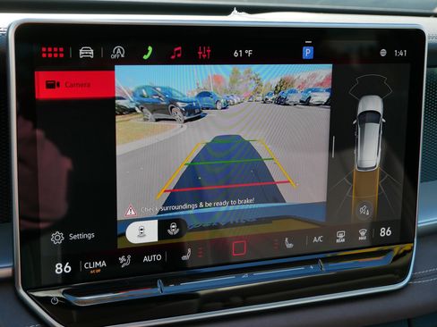 New 2026 Volkswagen Tiguan SE image 12