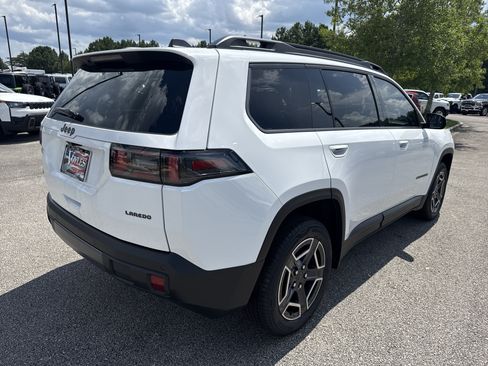 New 2026 Jeep Cherokee Laredo AWD/4WD image 7