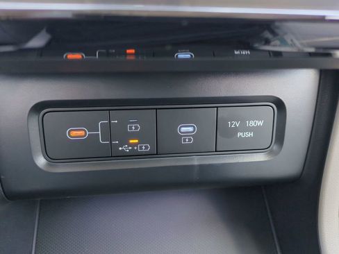 New 2026 Hyundai Tucson Limited image 28