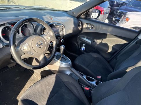 Used 2015 Nissan Juke SV image 7