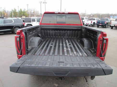 Used 2024 GMC Sierra 2500 AT4 w/ AT4 Premium Plus Package image 7