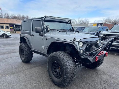 Used 2014 Jeep Wrangler Sport image 5