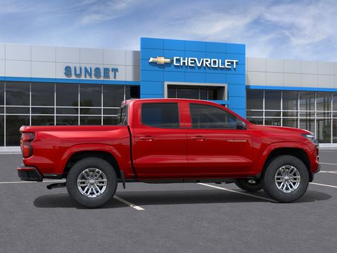 New 2026 Chevrolet Colorado LT w/ LT Convenience Package RWD image 5