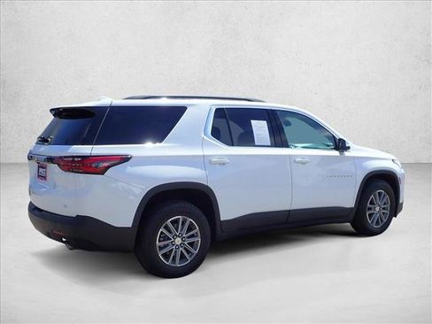Used 2023 Chevrolet Traverse LT AWD/4WD image 4