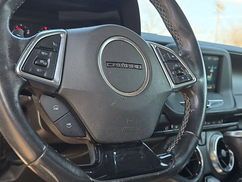 Used 2018 Chevrolet Camaro LT w/ RS Package image 12