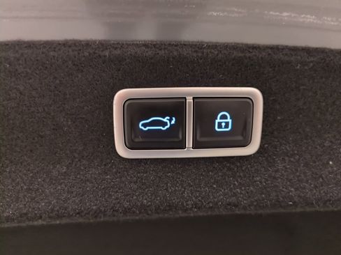 Certified 2022 Genesis G80 2.5T w/ Advanced Package image 15