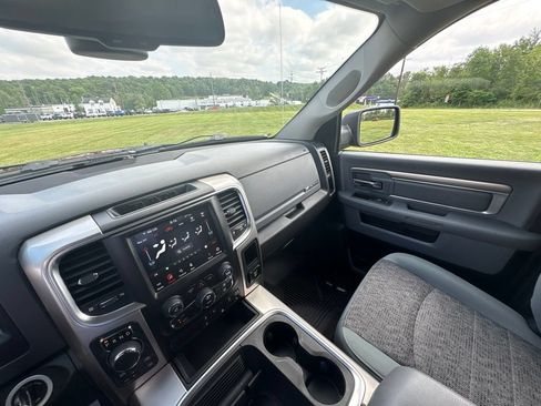 Used 2018 RAM 1500 Big Horn AWD/4WD image 17