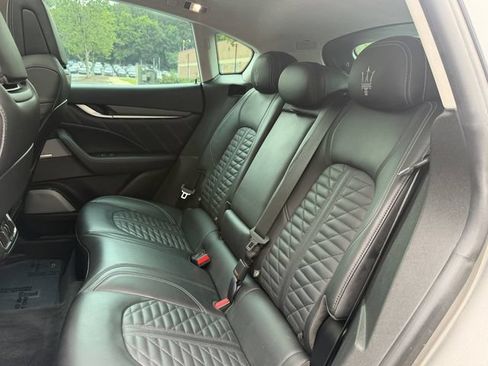 Used 2019 Maserati Levante GTS AWD/4WD image 33