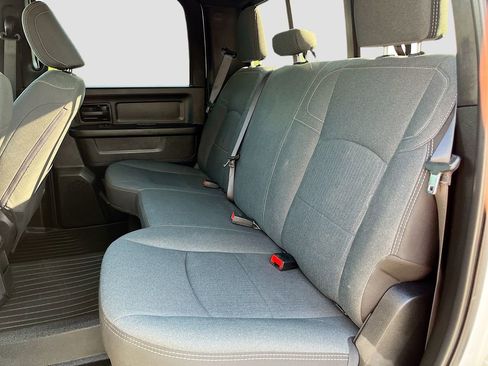 Used 2024 RAM 3500 Tradesman w/ Chrome Appearance Group image 22