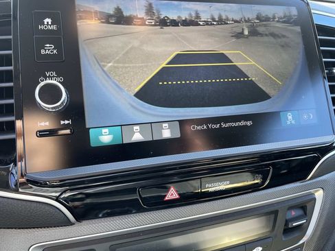 Certified 2025 Honda Ridgeline Sport+ image 21