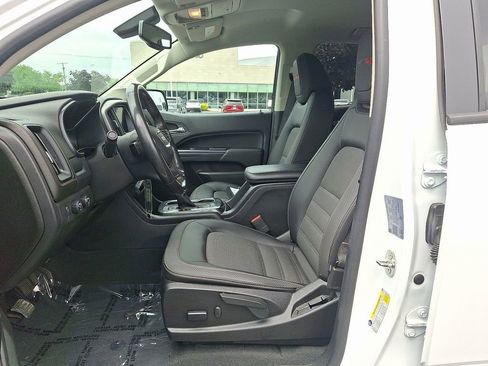 Used 2022 GMC Canyon AT4 w/ Trailering Package AWD/4WD image 14