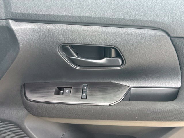 Used 2026 Nissan Kicks S FWD image 14