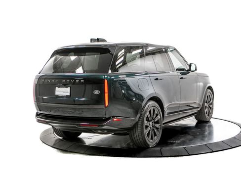 Used 2023 Land Rover Range Rover SE AWD/4WD image 7
