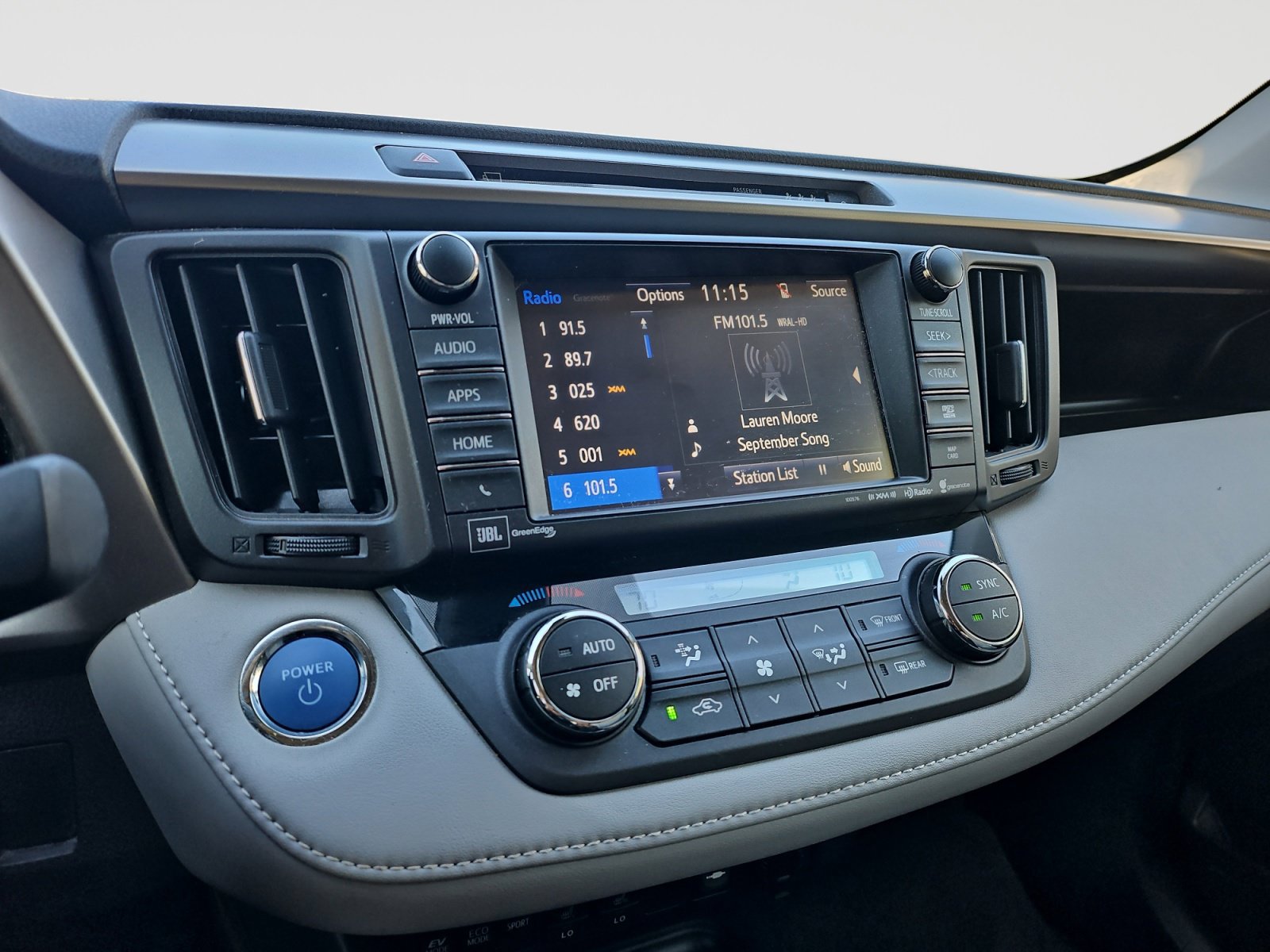 Used 2017 Toyota RAV4 Limited w/ Advanced Technology Package AWD/4WD image 25