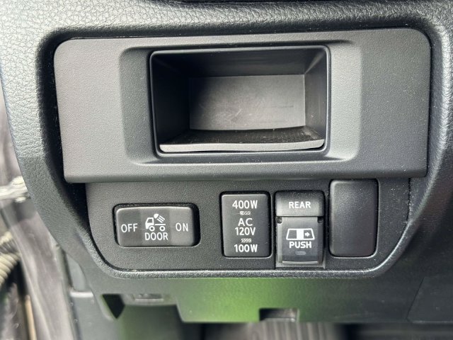 Used 2017 Toyota Tacoma TRD Sport w/ Premium & Technology Package AWD/4WD image 27
