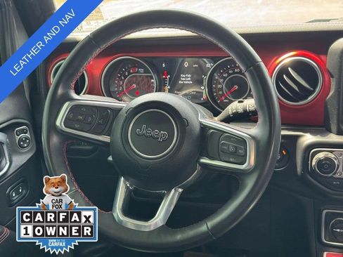 Used 2022 Jeep Wrangler Unlimited Rubicon w/ LED Lighting Group AWD/4WD image 15