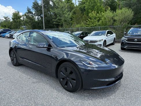 Used 2025 Tesla Model 3 RWD image 3