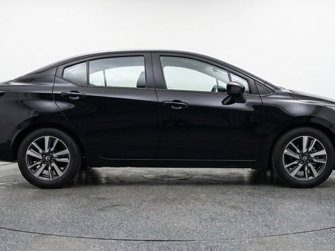Used 2025 Nissan Versa SV FWD image 11