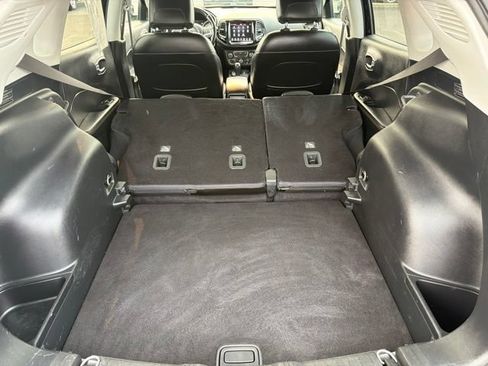 Used 2020 Jeep Compass Limited AWD/4WD image 28