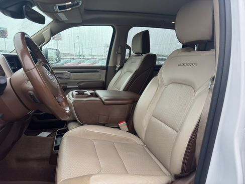 Used 2020 RAM 1500 Laramie AWD/4WD image 9