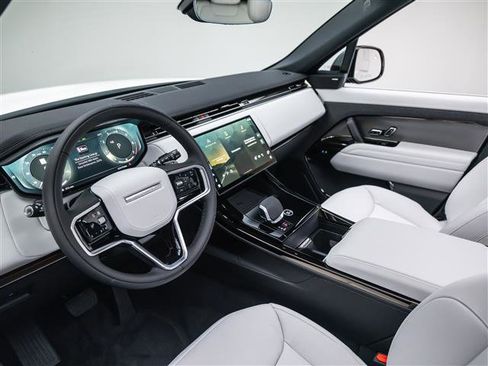 New 2026 Land Rover Range Rover Sport SE image 18