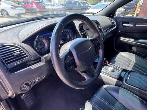 Used 2019 Chrysler 300 S w/ S Model Appearance Package RWD image 20