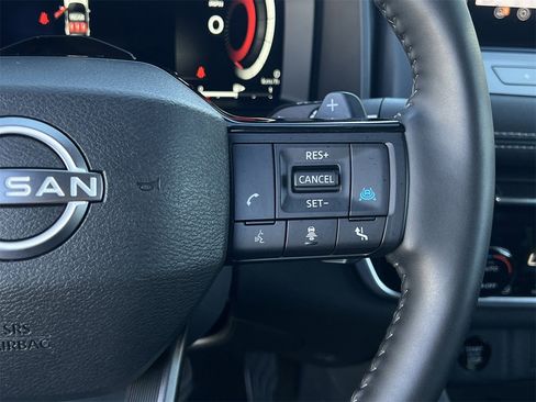 Certified 2025 Nissan Rogue SL w/ Tech Package image 12