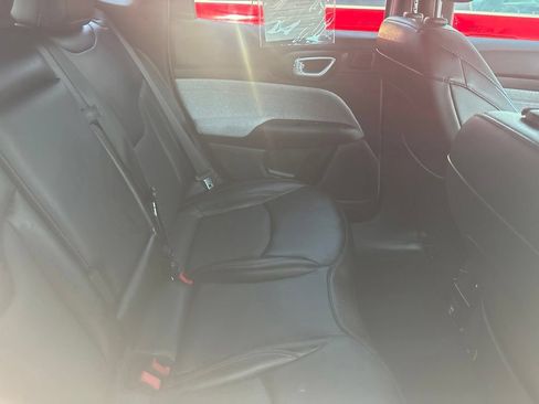 Used 2023 Jeep Compass Latitude w/ Sun and Sound Group AWD/4WD image 25