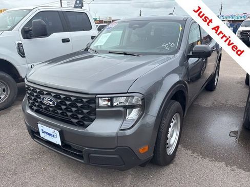 Used 2025 Ford Maverick XL FWD image 1