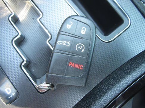 Used 2013 Chrysler 300 S RWD image 31