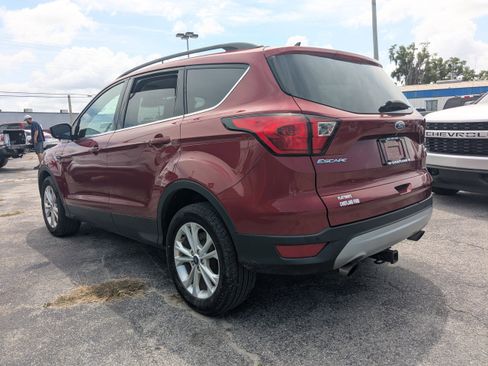 Used 2019 Ford Escape SEL FWD image 5