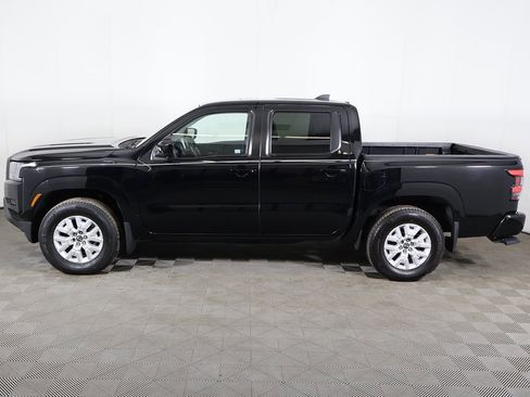 Used 2022 Nissan Frontier SV image 14