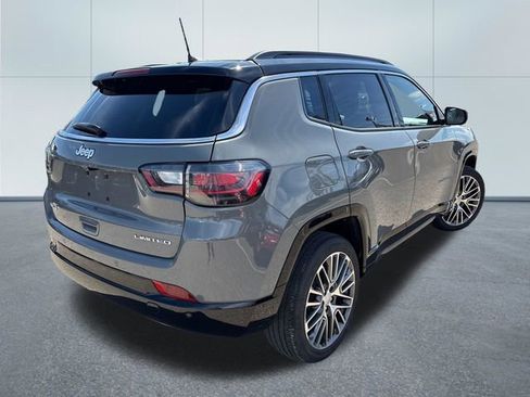 Used 2023 Jeep Compass Limited w/ Elite Group AWD/4WD image 4
