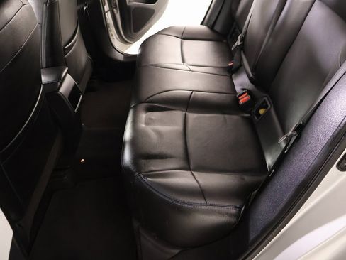 Used 2020 Toyota Corolla SE image 11