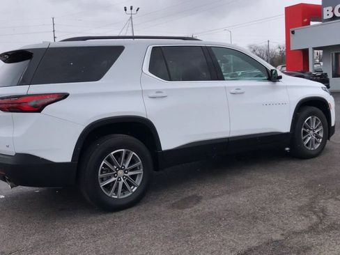 Used 2023 Chevrolet Traverse LT w/ LPO, Floor Liner Package AWD/4WD image 8