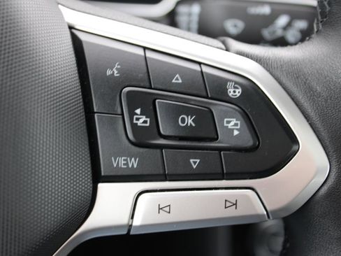 Used 2022 Volkswagen Jetta SEL image 30