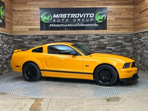 Used 2008 Ford Mustang GT RWD image 11