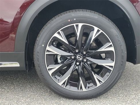 Certified 2024 MAZDA CX-90 Plug-In Hybrid w/ Premium Plus image 10