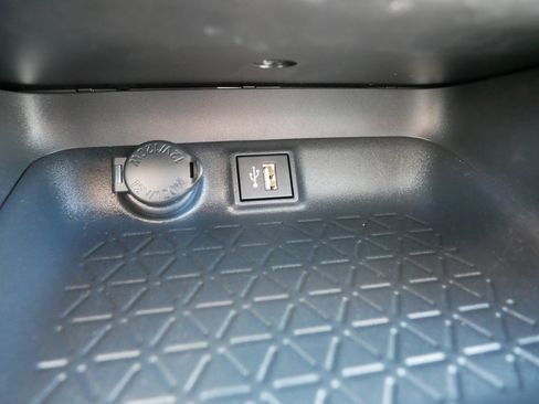 Used 2023 Toyota RAV4 XLE w/ Convenience Package AWD/4WD image 33