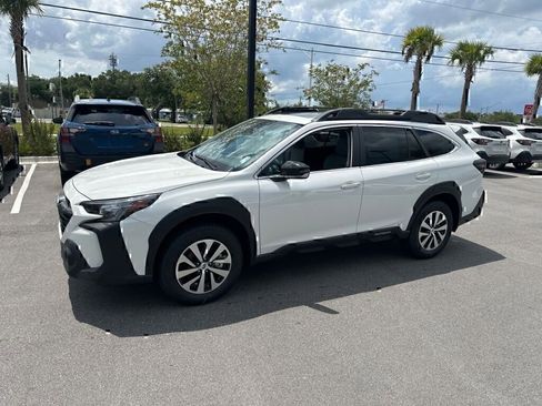 New 2025 Subaru Outback Premium image 5