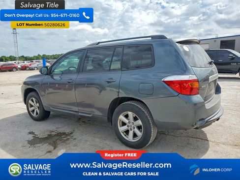 Used 2010 Toyota Highlander SE FWD image 3